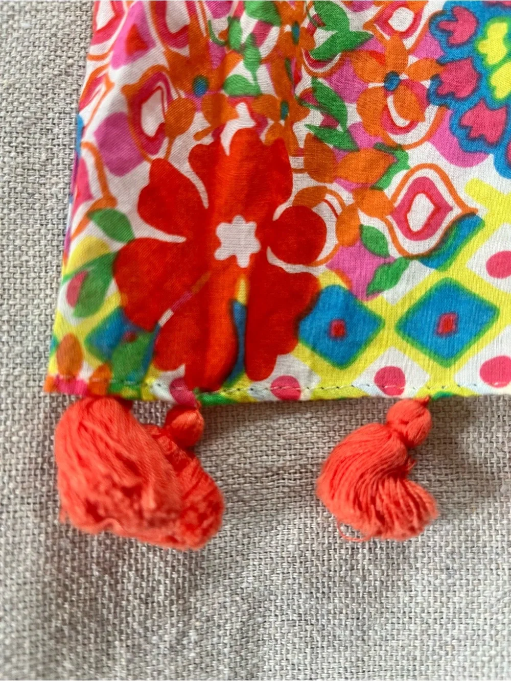 Talbots Women’s Large Rectangular Floral Wrap Scarf with Fringe